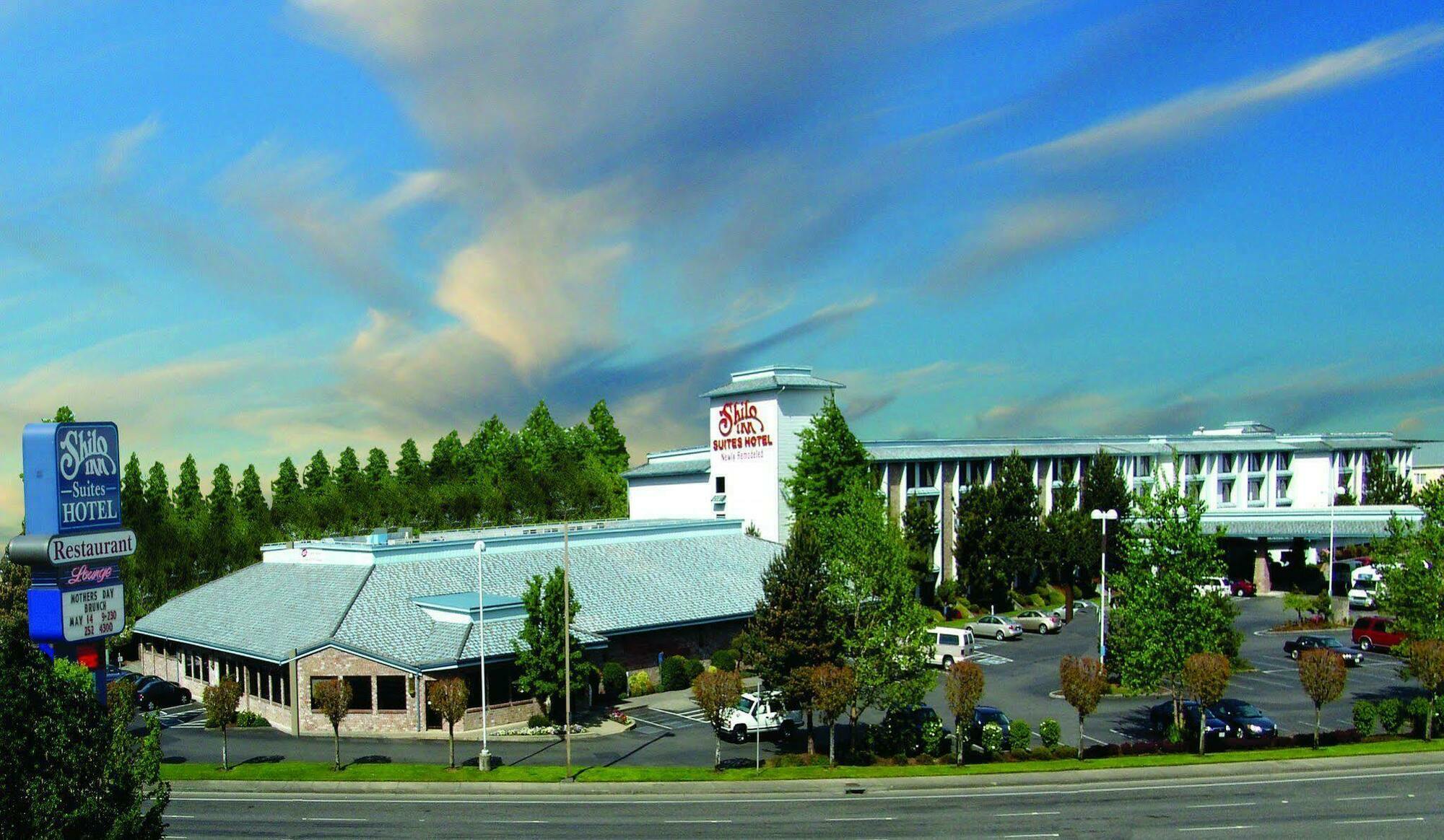 Sojourn Suites Portland Airport Exterior photo